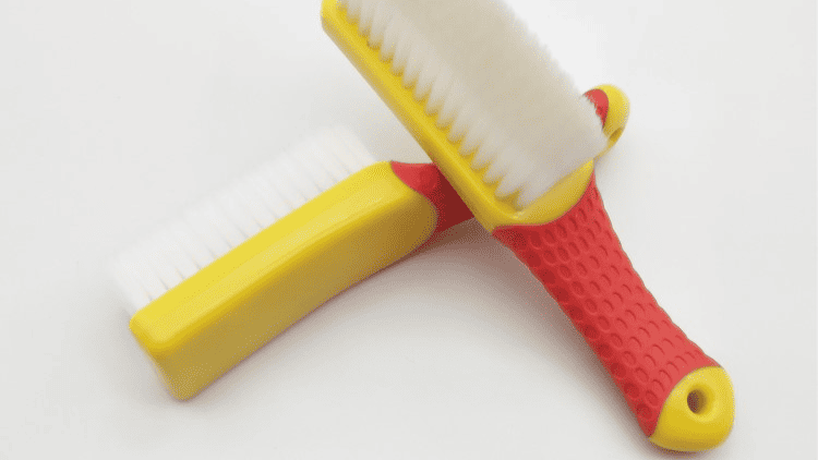 Two-color brush handle